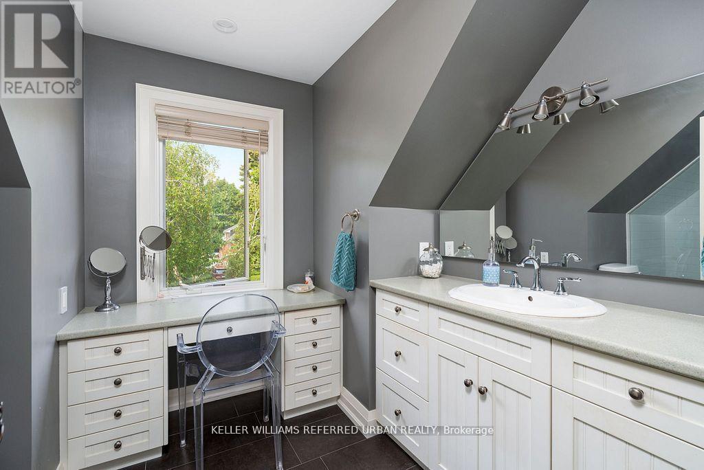 317 Rathburn Road, Toronto, ON