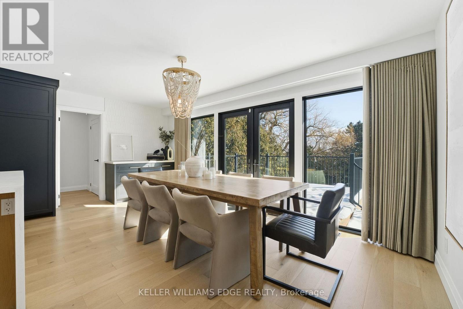 1316 Dundas Street, Burlington, ON