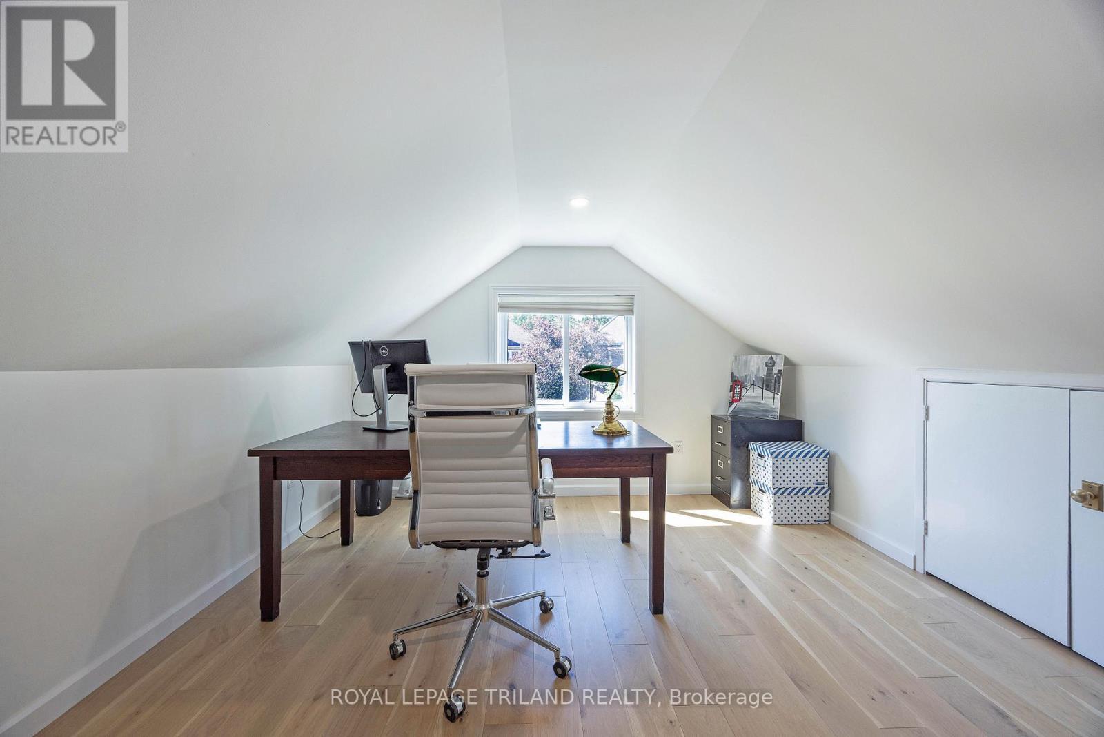 5 Mckenzie Avenue, London South (South F), ON