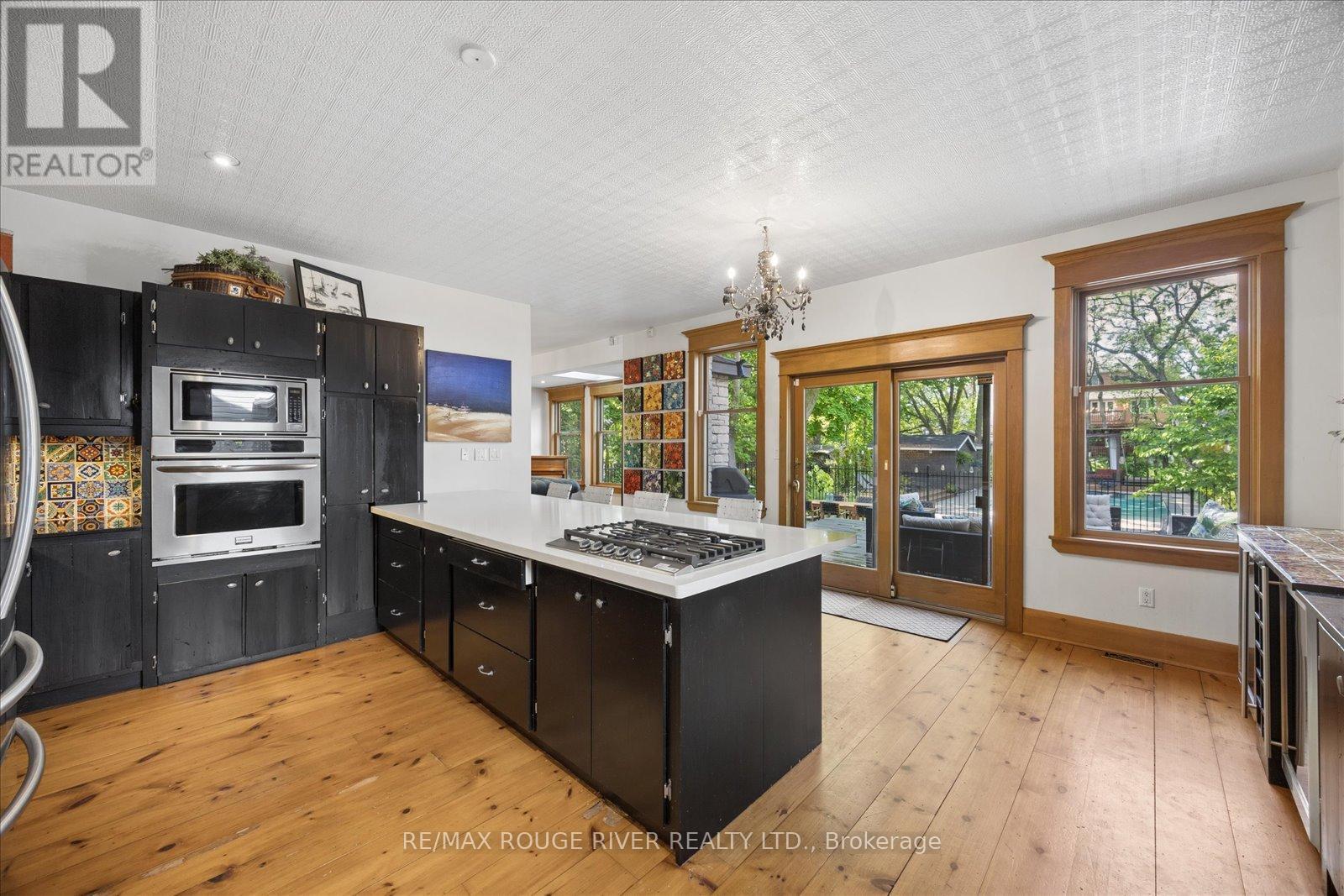 30 Springbank Avenue, Toronto, ON