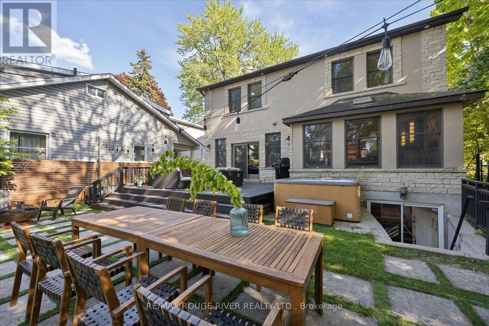 30 Springbank Avenue, Toronto, ON