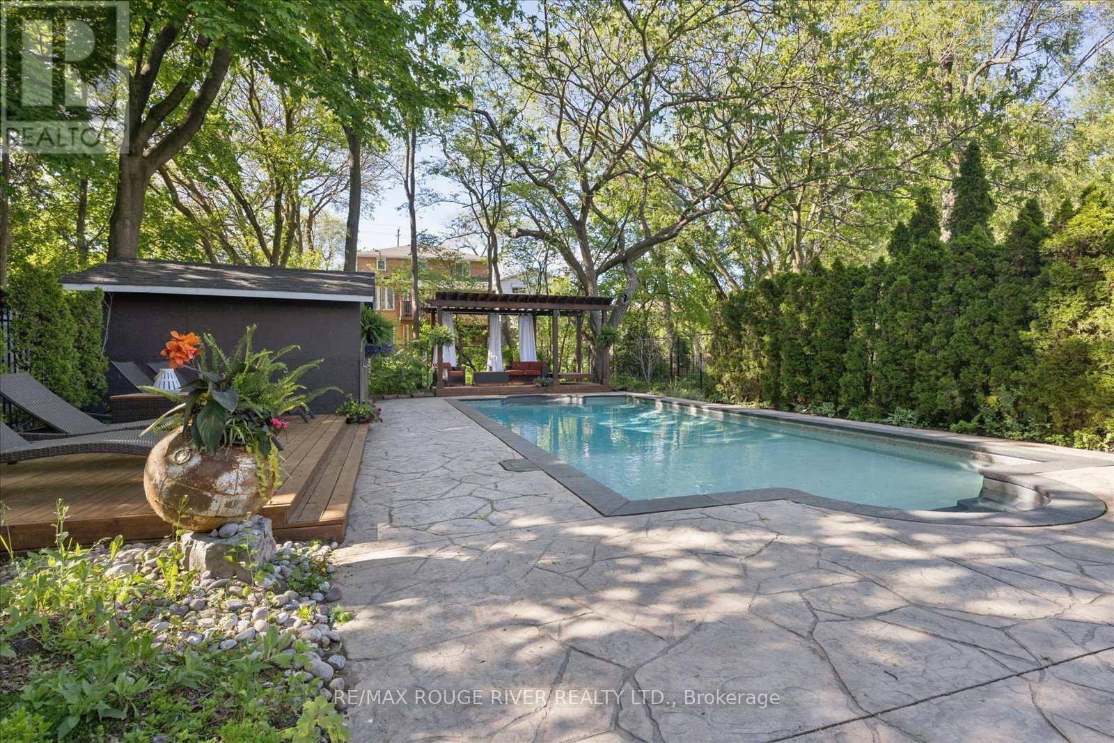 30 Springbank Avenue, Toronto, ON