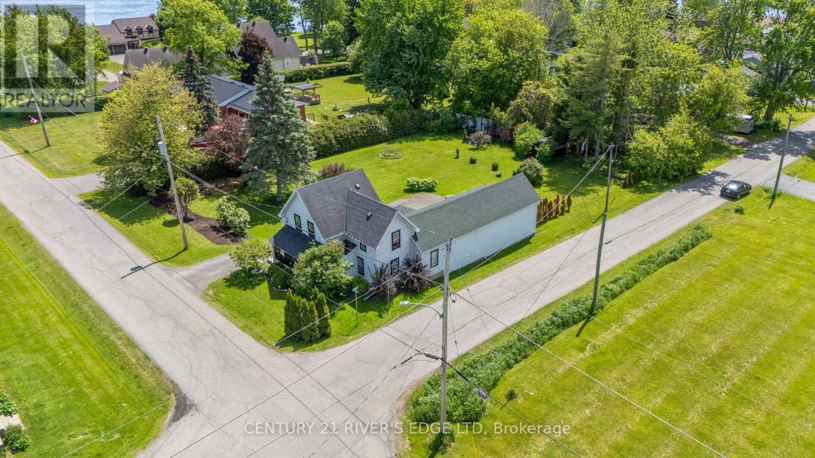 5694 Duncan Street, South Dundas, ON