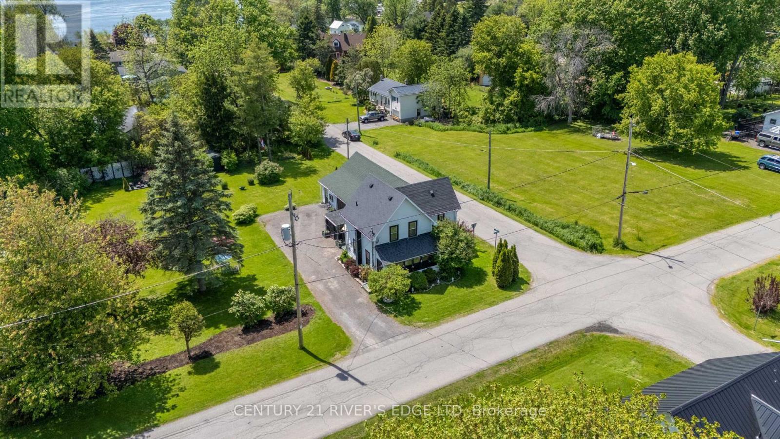 5694 Duncan Street, South Dundas, ON