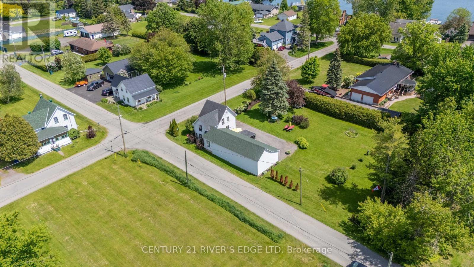5694 Duncan Street, South Dundas, ON