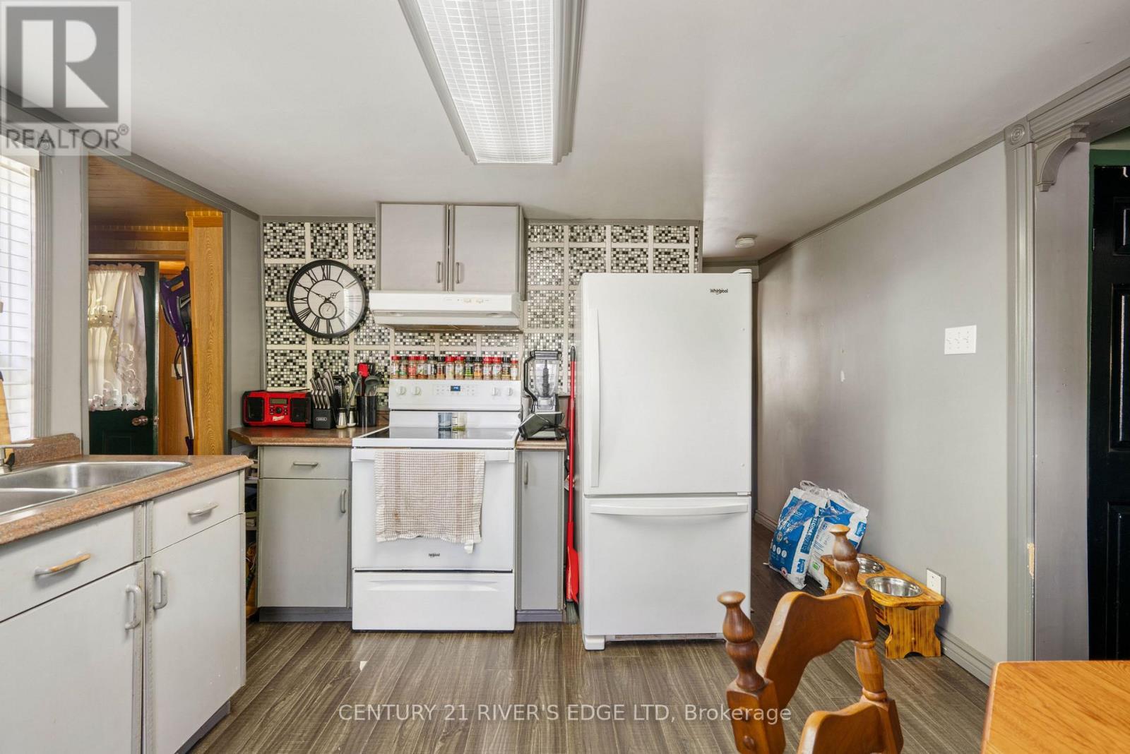 5694 Duncan Street, South Dundas, ON