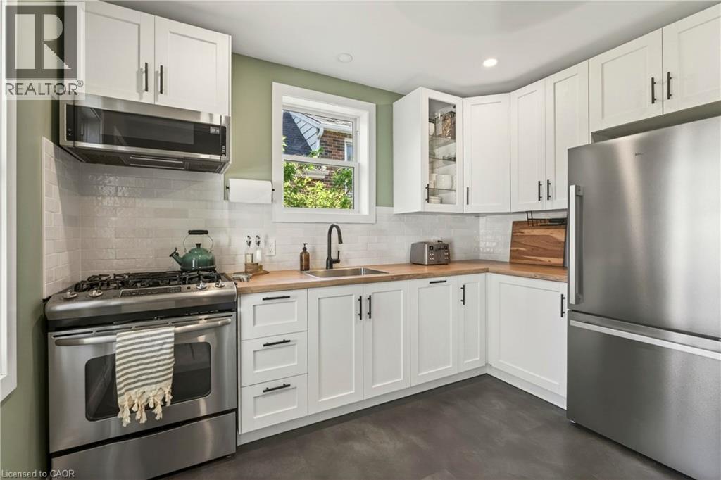 50 East 36Th Street, Hamilton, ON