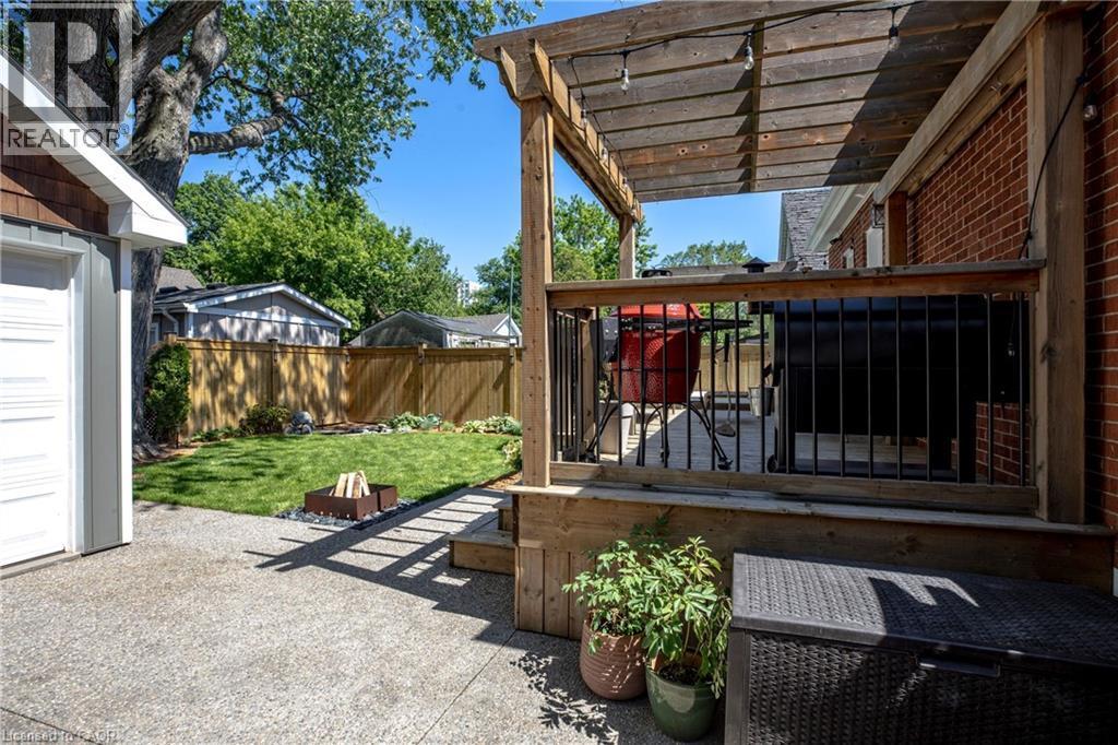 50 East 36Th Street, Hamilton, ON