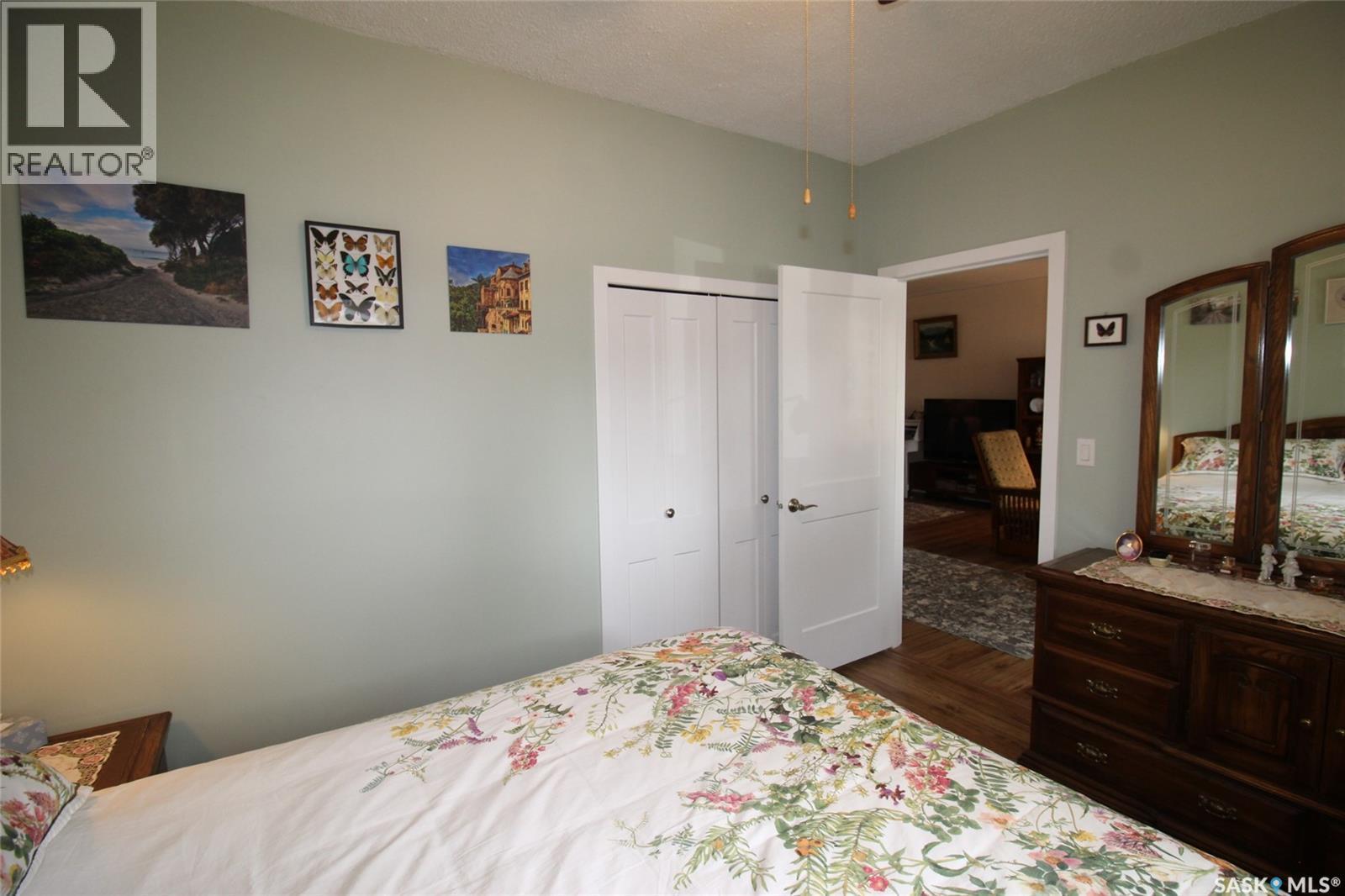 580 1St Street E, Shaunavon, SK