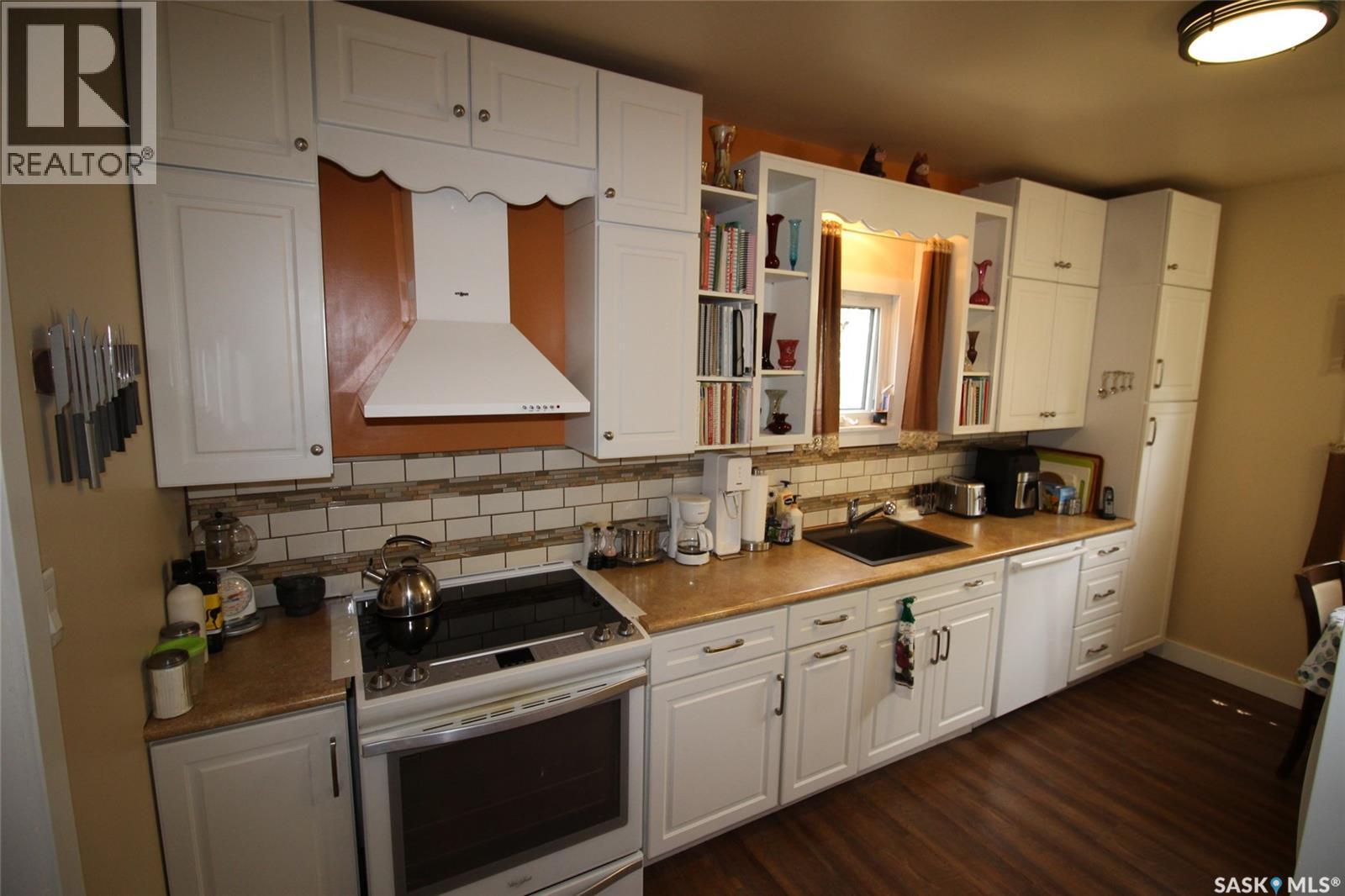 580 1St Street E, Shaunavon, SK