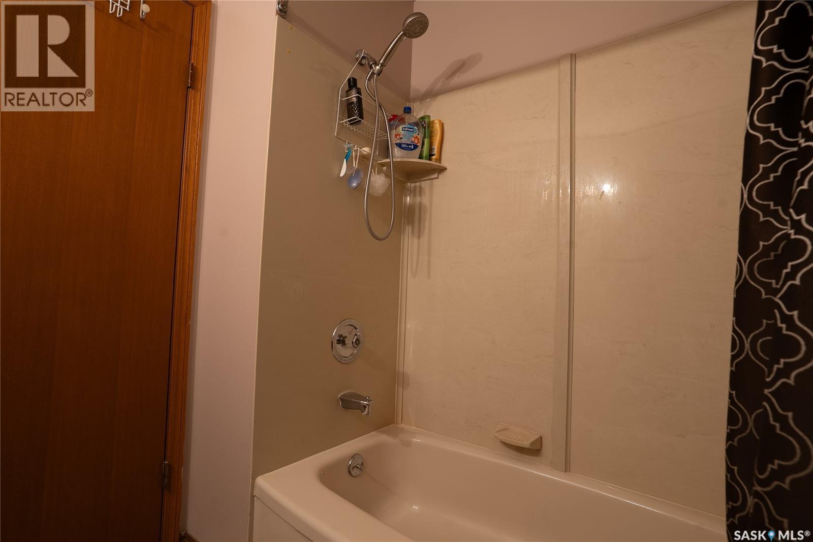 114 Sumner Crescent, Saskatoon, SK