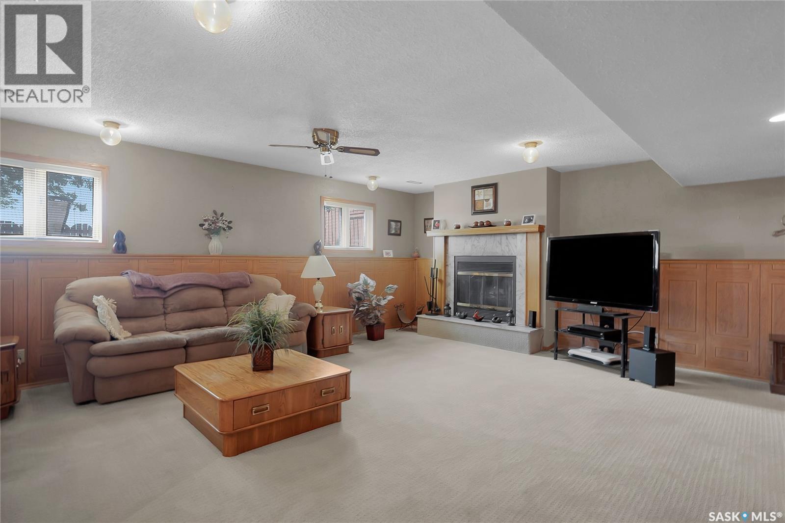114 Sumner Crescent, Saskatoon, SK