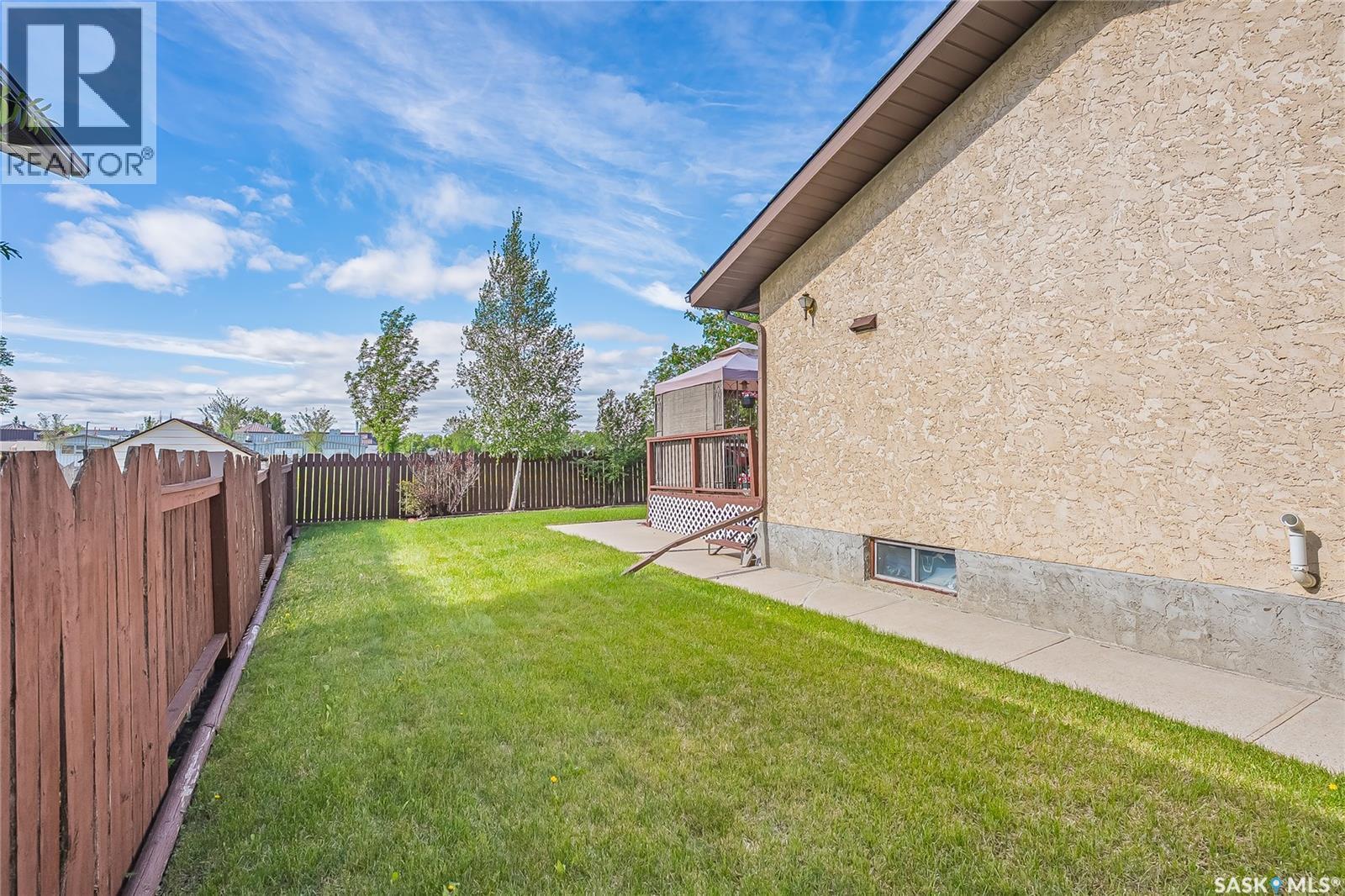 114 Sumner Crescent, Saskatoon, SK