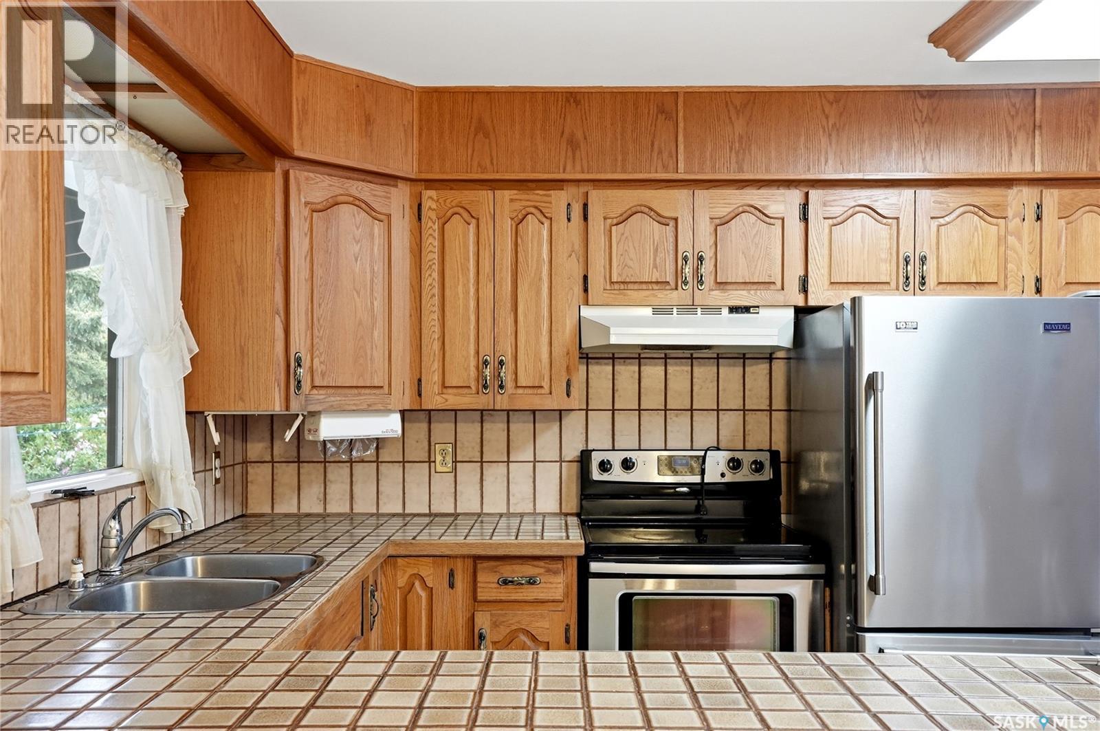 6007 4Th Street, Rosthern, SK