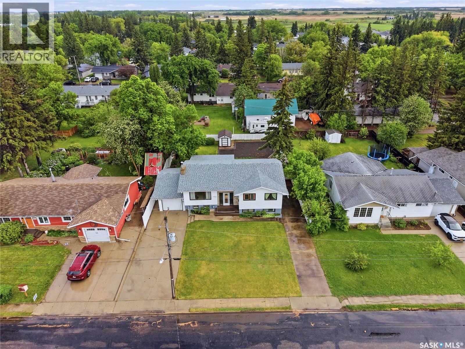 6007 4Th Street, Rosthern, SK