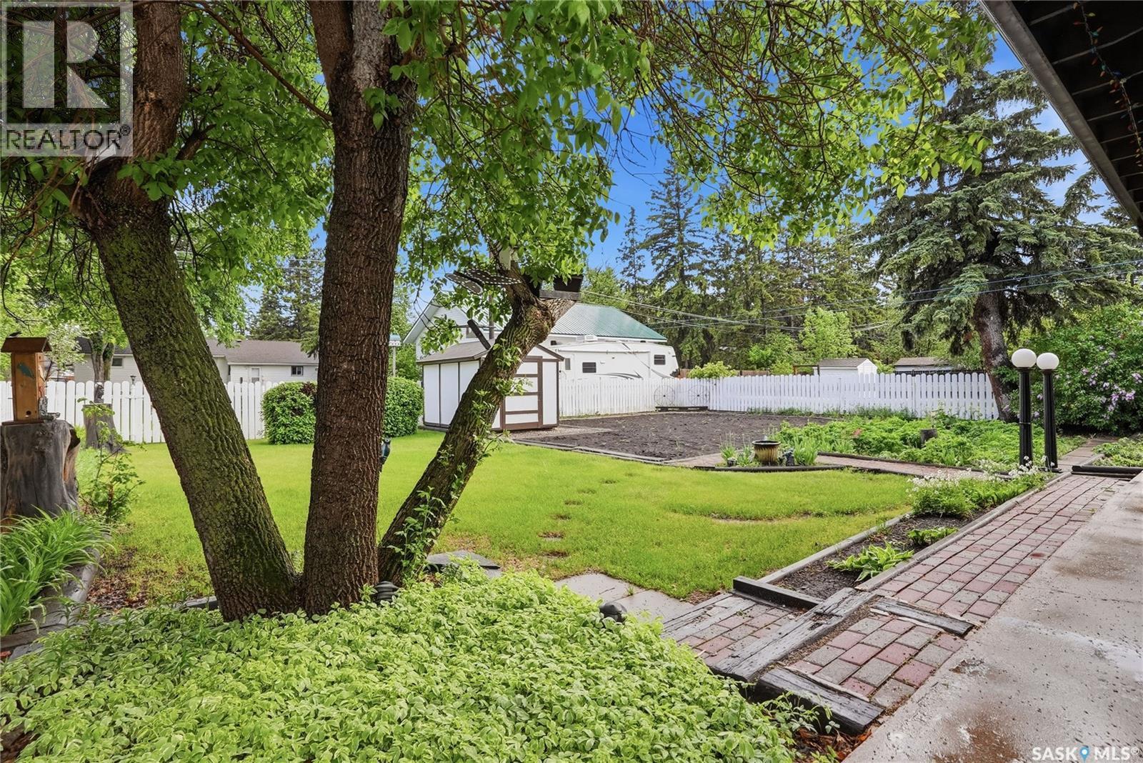 6007 4Th Street, Rosthern, SK