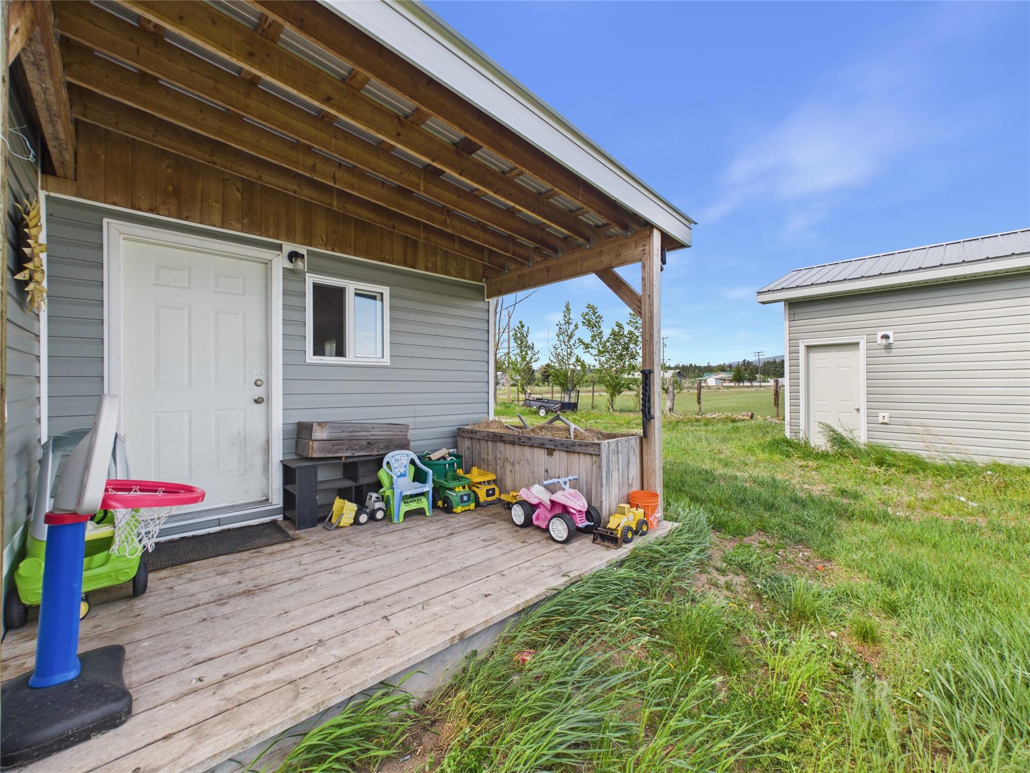 7051 Lazy Lake Road, Wasa, BC