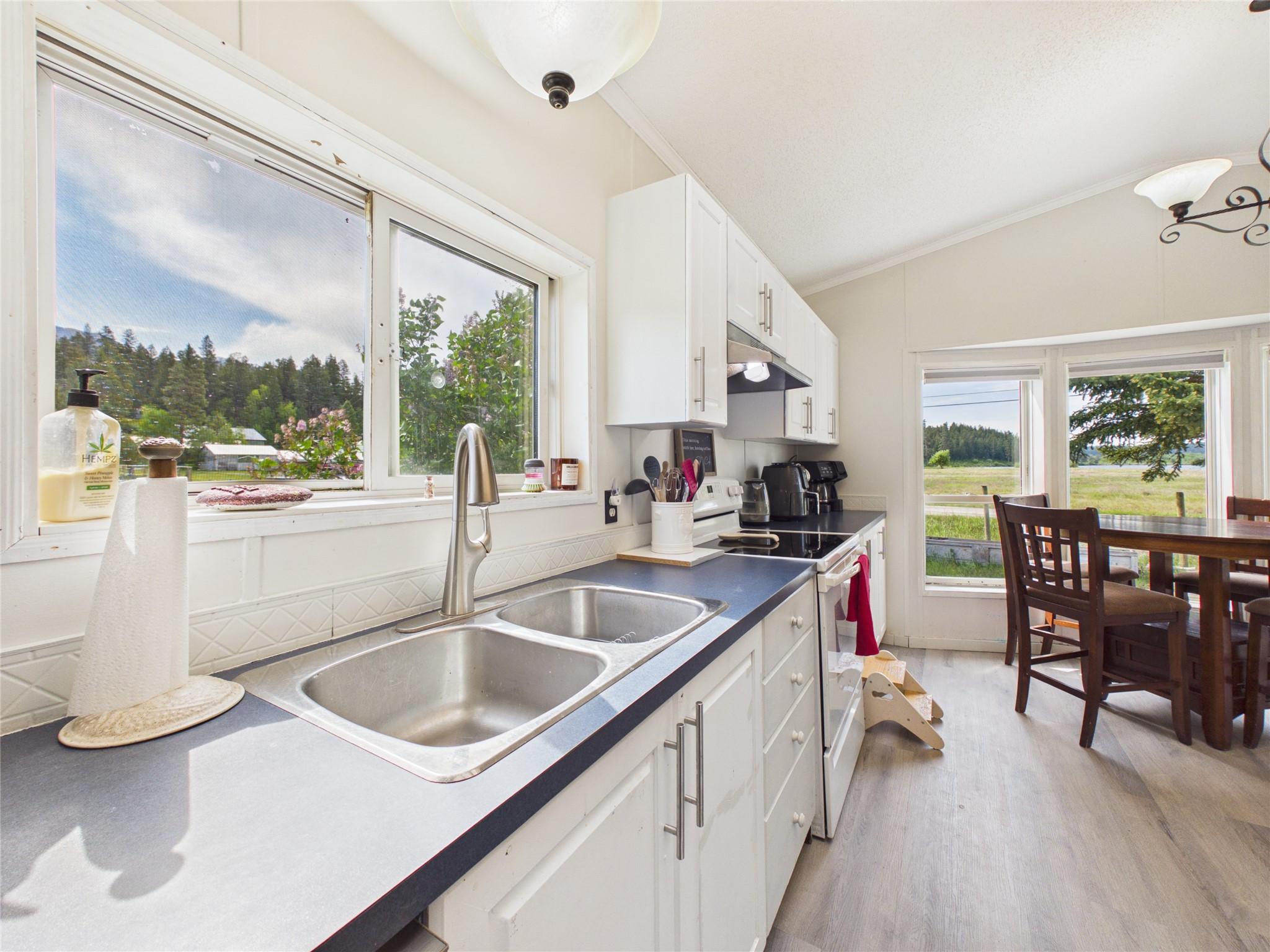 7051 Lazy Lake Road, Wasa, BC