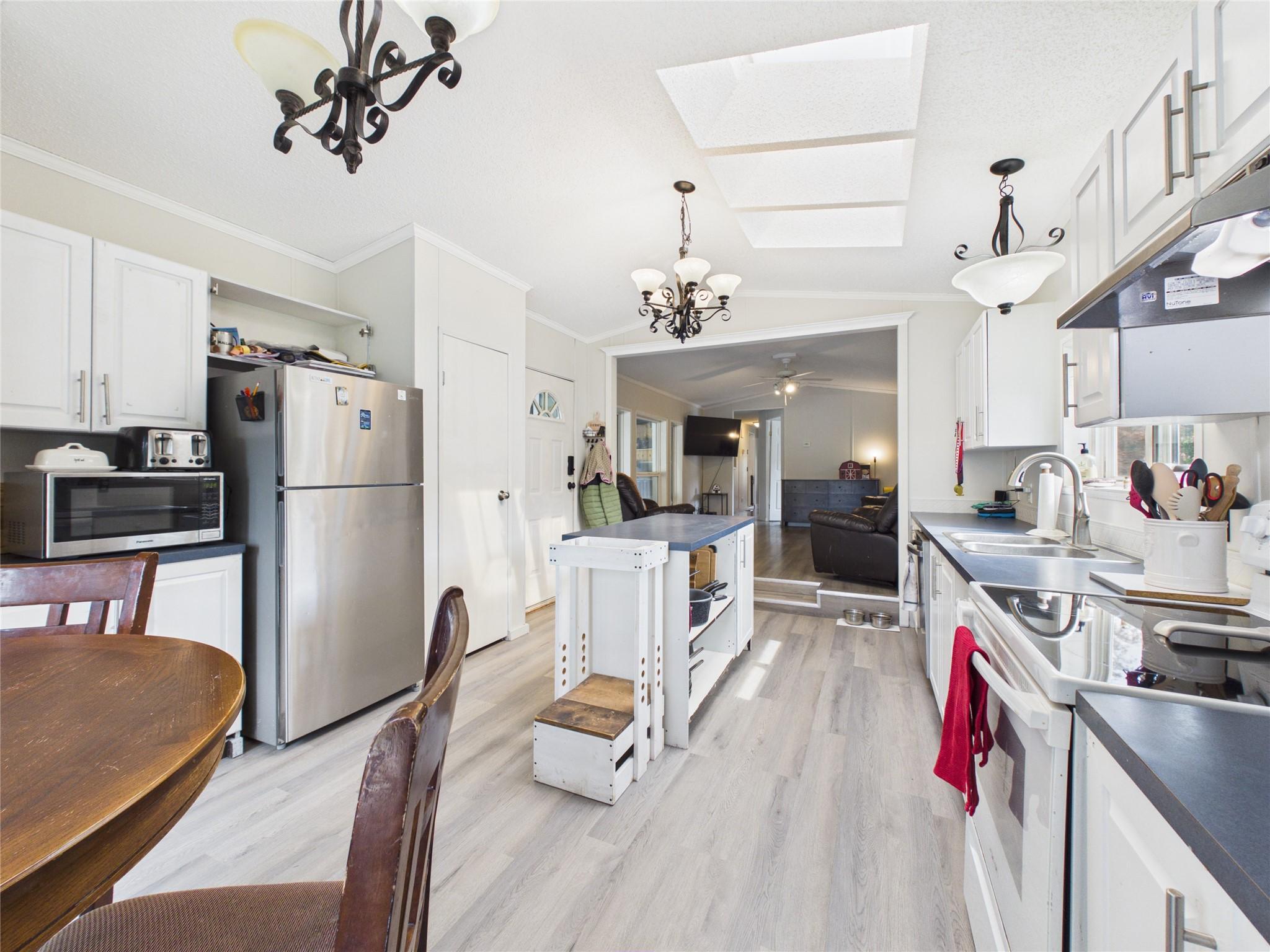 7051 Lazy Lake Road, Wasa, BC