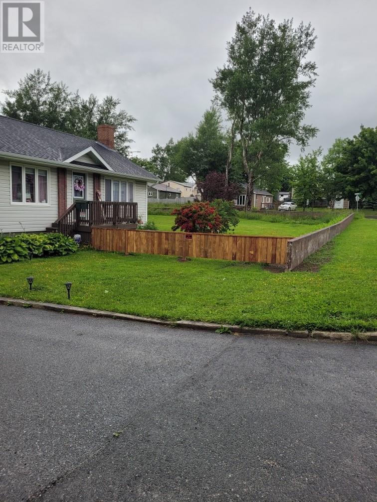 5-7 Maple Street, Stephenville, NL