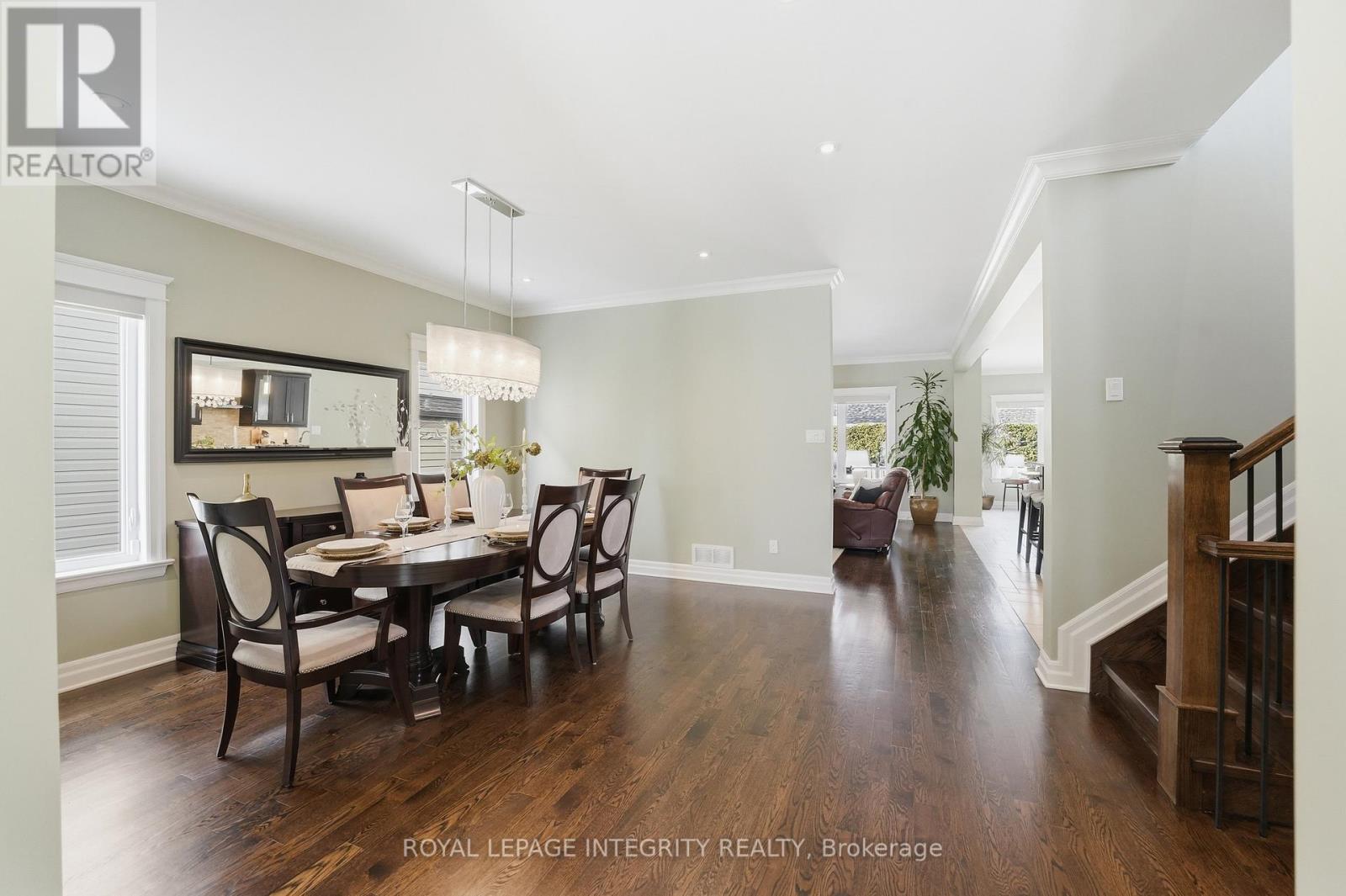 476 Ancaster Avenue, Ottawa, ON