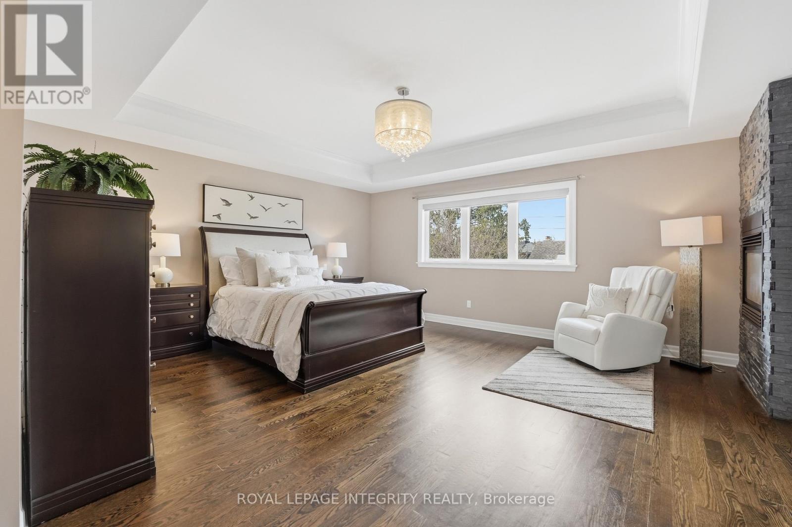 476 Ancaster Avenue, Ottawa, ON