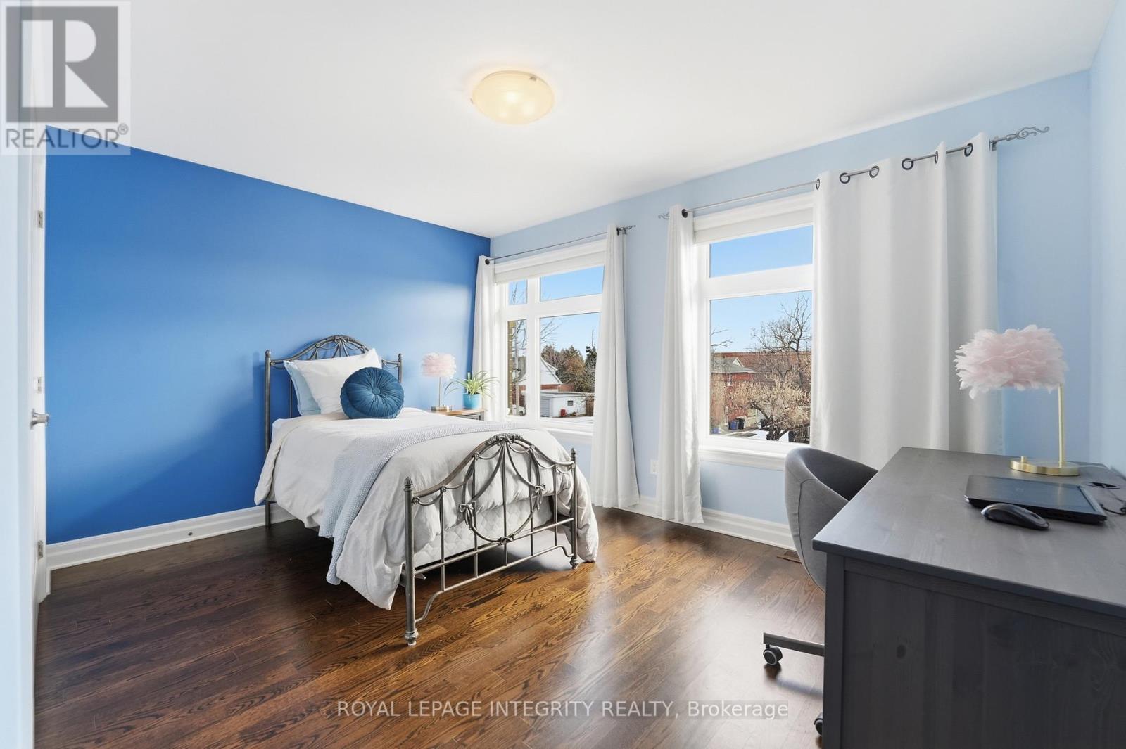 476 Ancaster Avenue, Ottawa, ON