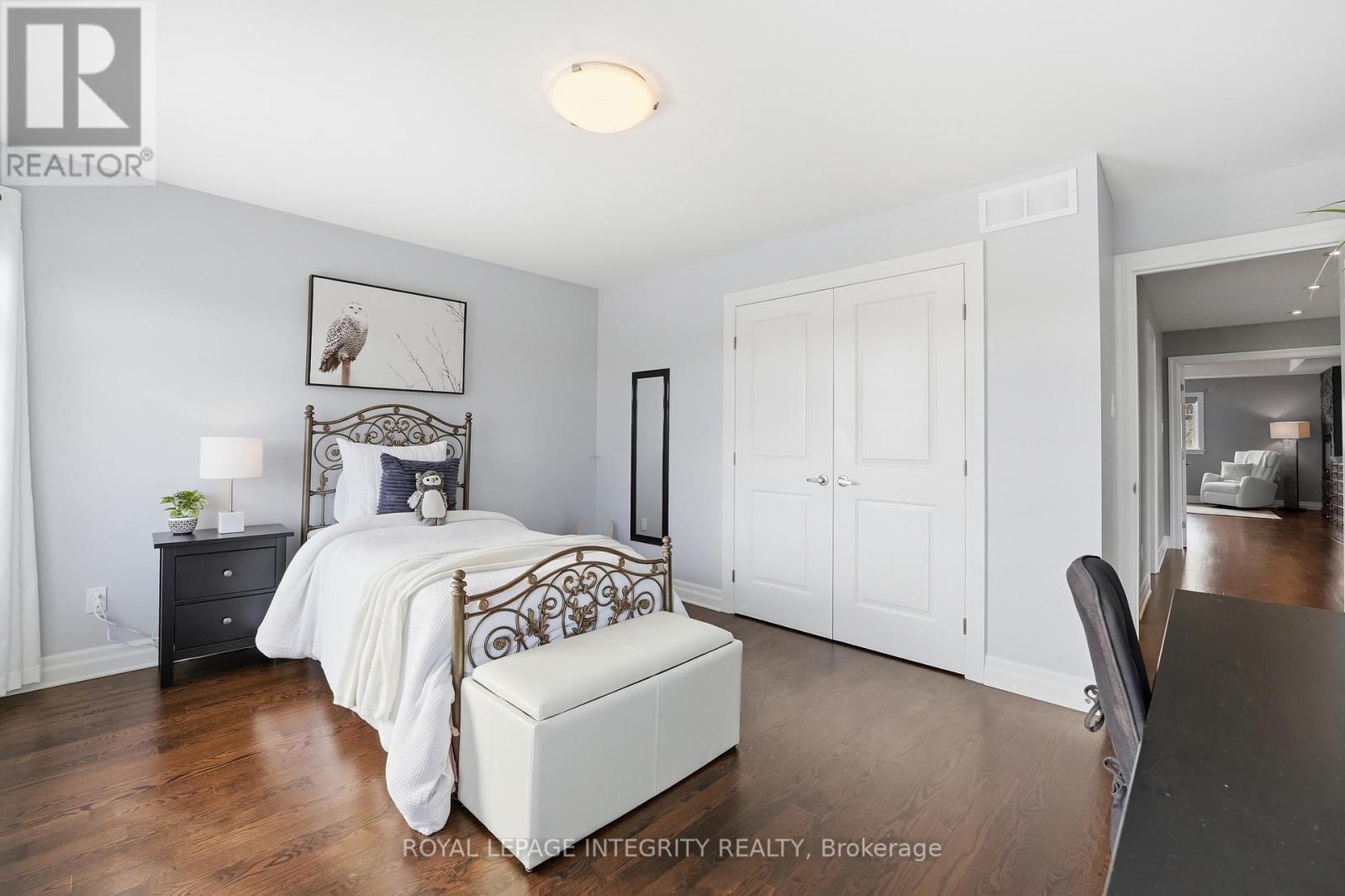 476 Ancaster Avenue, Ottawa, ON