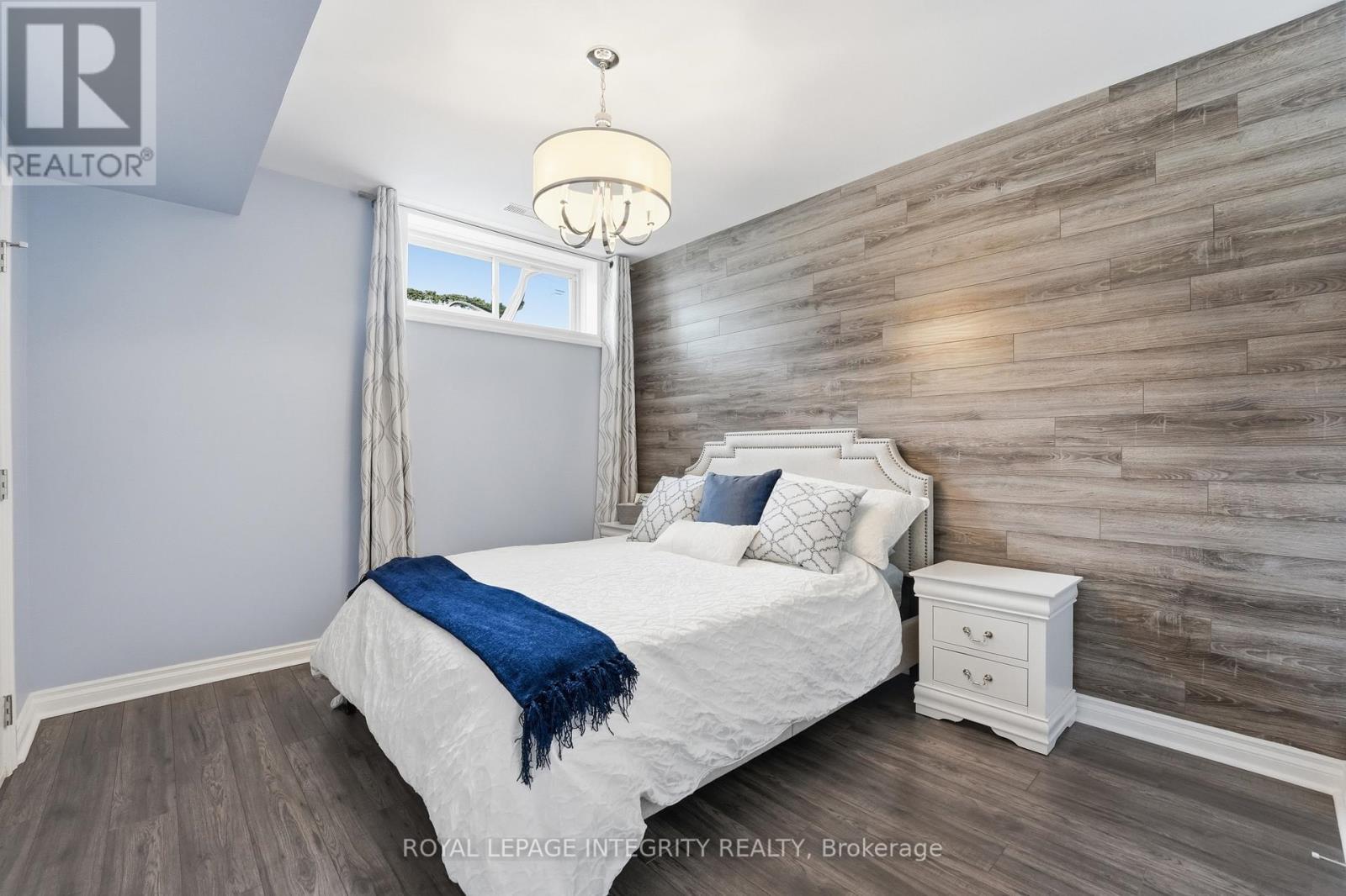 476 Ancaster Avenue, Ottawa, ON