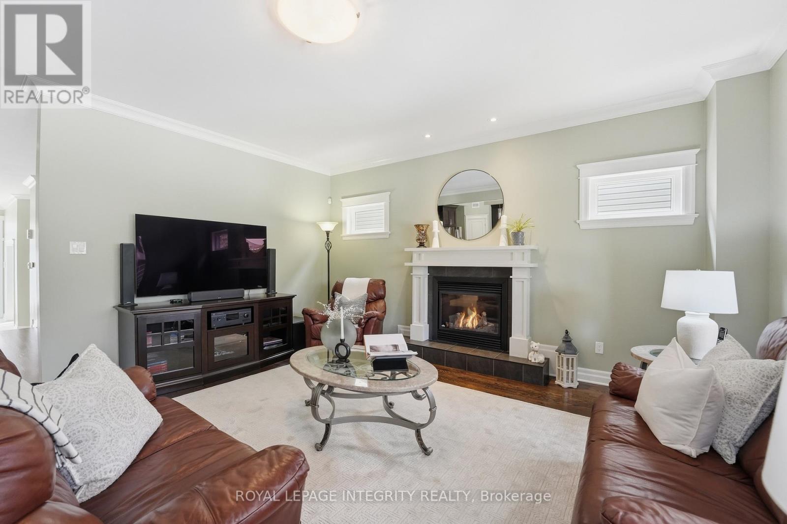 476 Ancaster Avenue, Ottawa, ON
