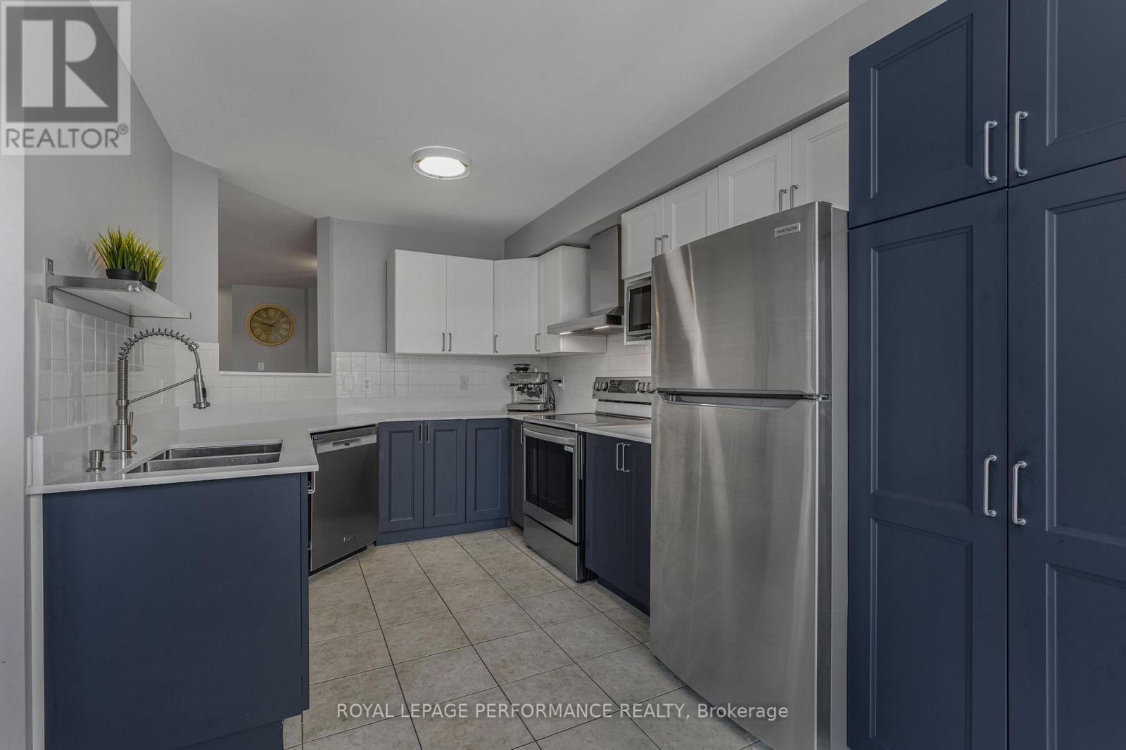 172 Colliston Crescent, Ottawa, ON