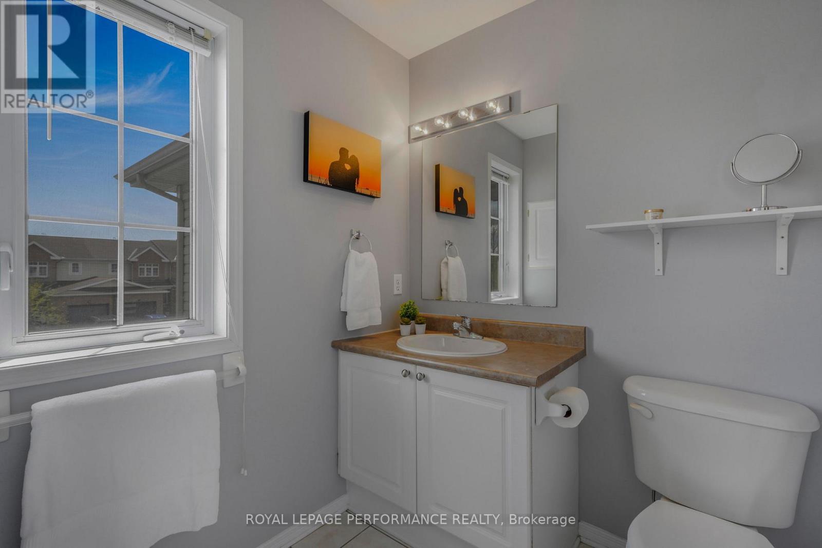 172 Colliston Crescent, Ottawa, ON