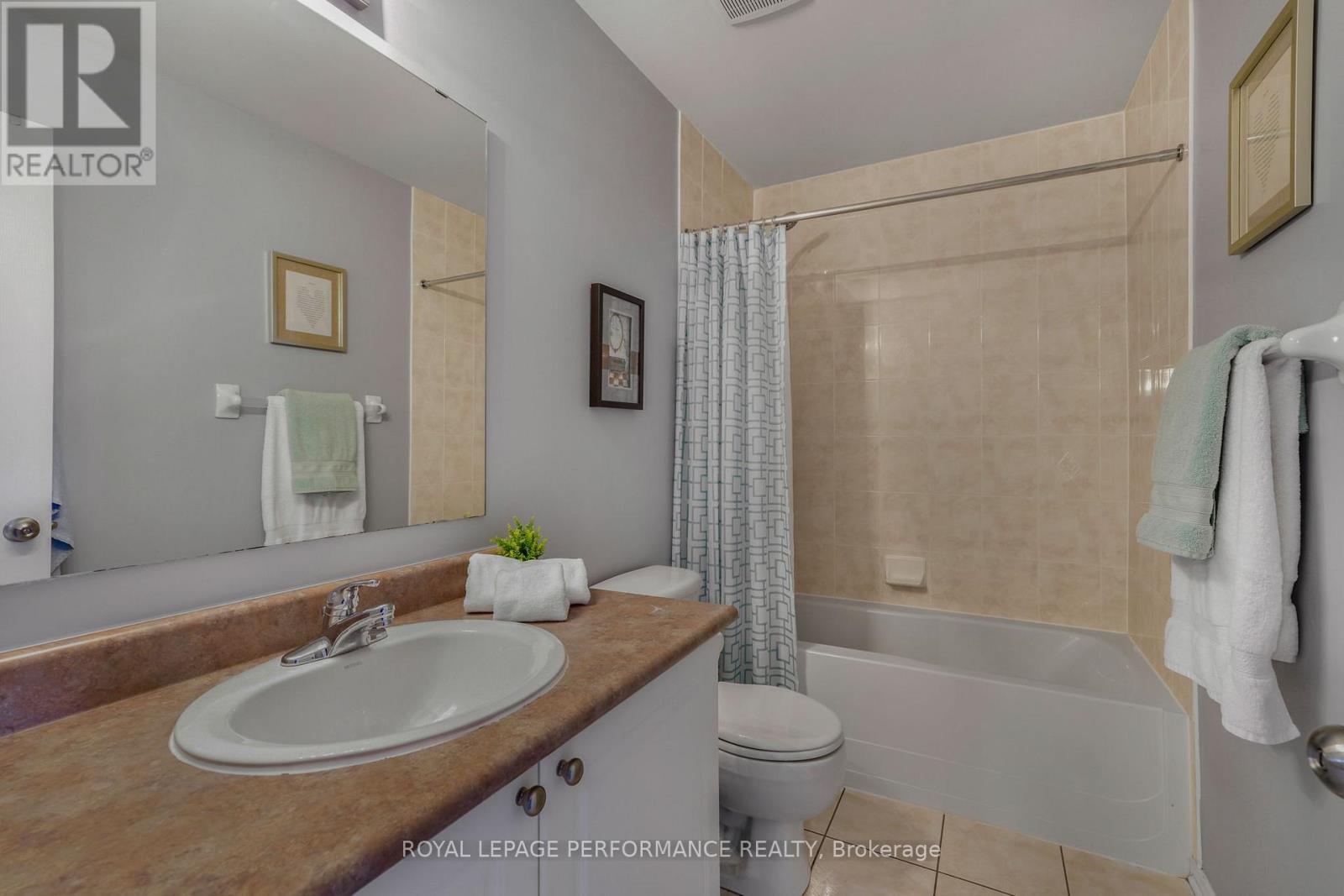 172 Colliston Crescent, Ottawa, ON