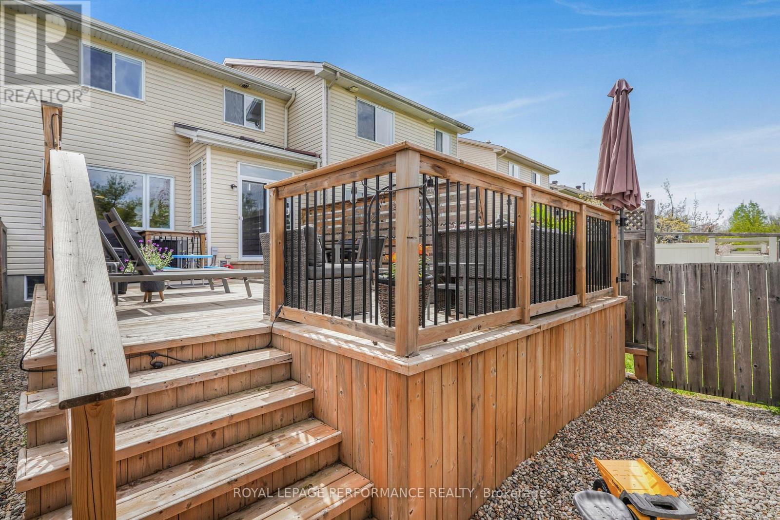 172 Colliston Crescent, Ottawa, ON