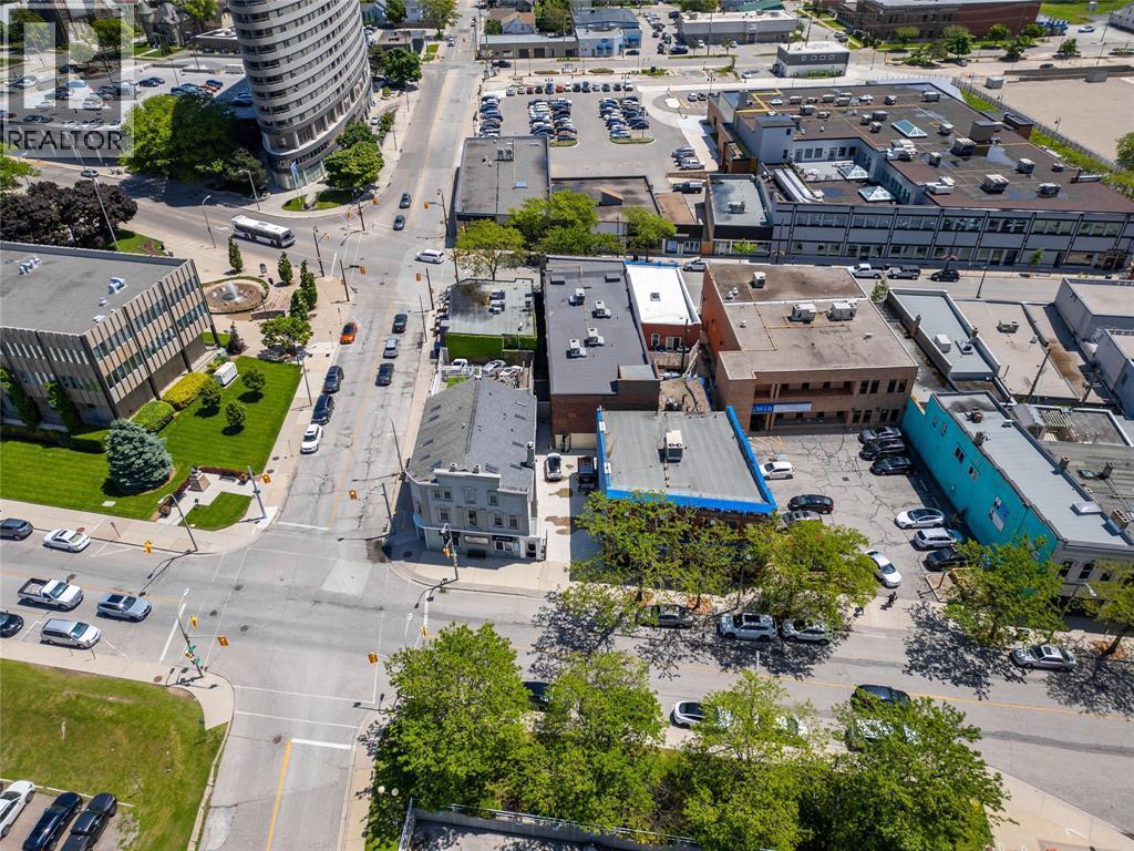 223 Christina Street North, Sarnia, ON