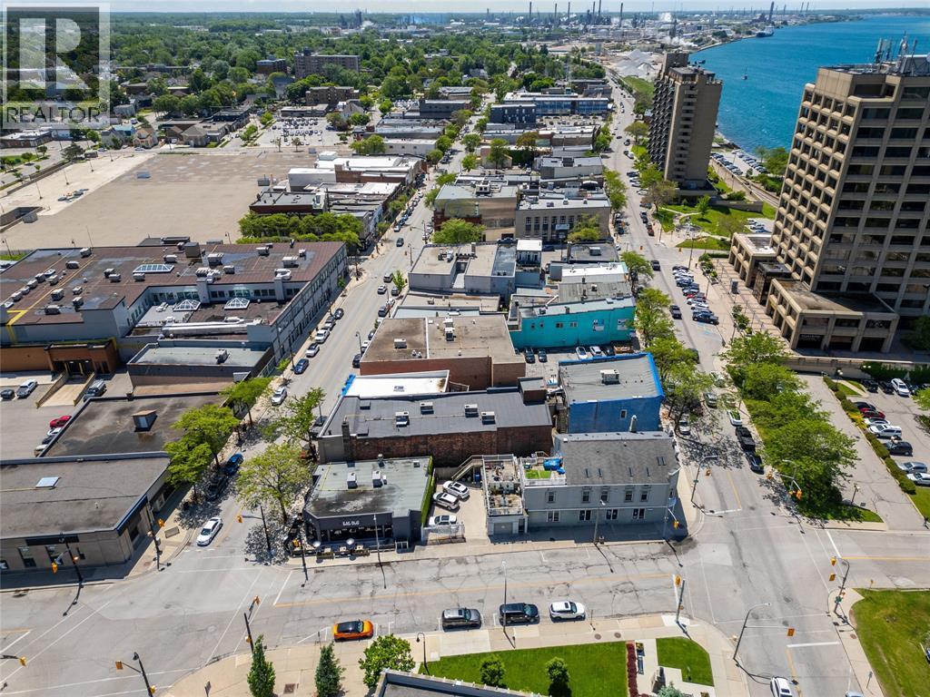223 Christina Street North, Sarnia, ON