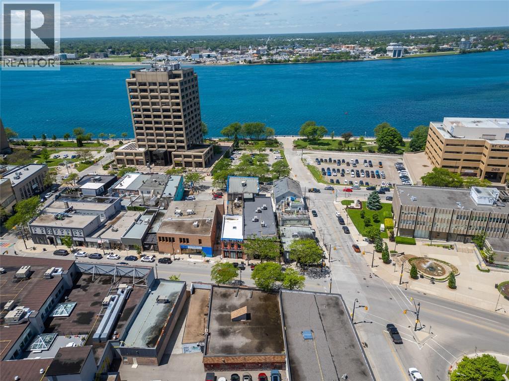 223 Christina Street North, Sarnia, ON