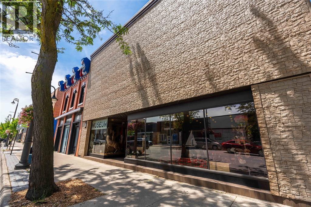 223 Christina Street North, Sarnia, ON