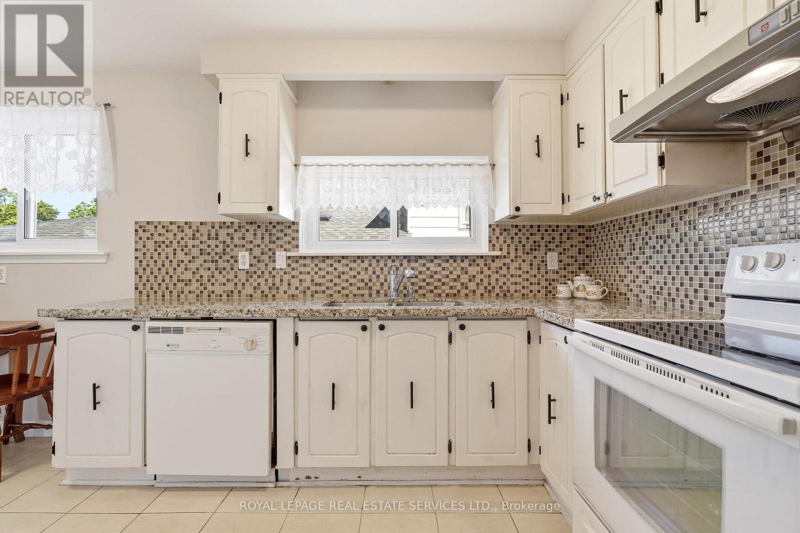 3454 Oakglade Crescent, Mississauga, ON