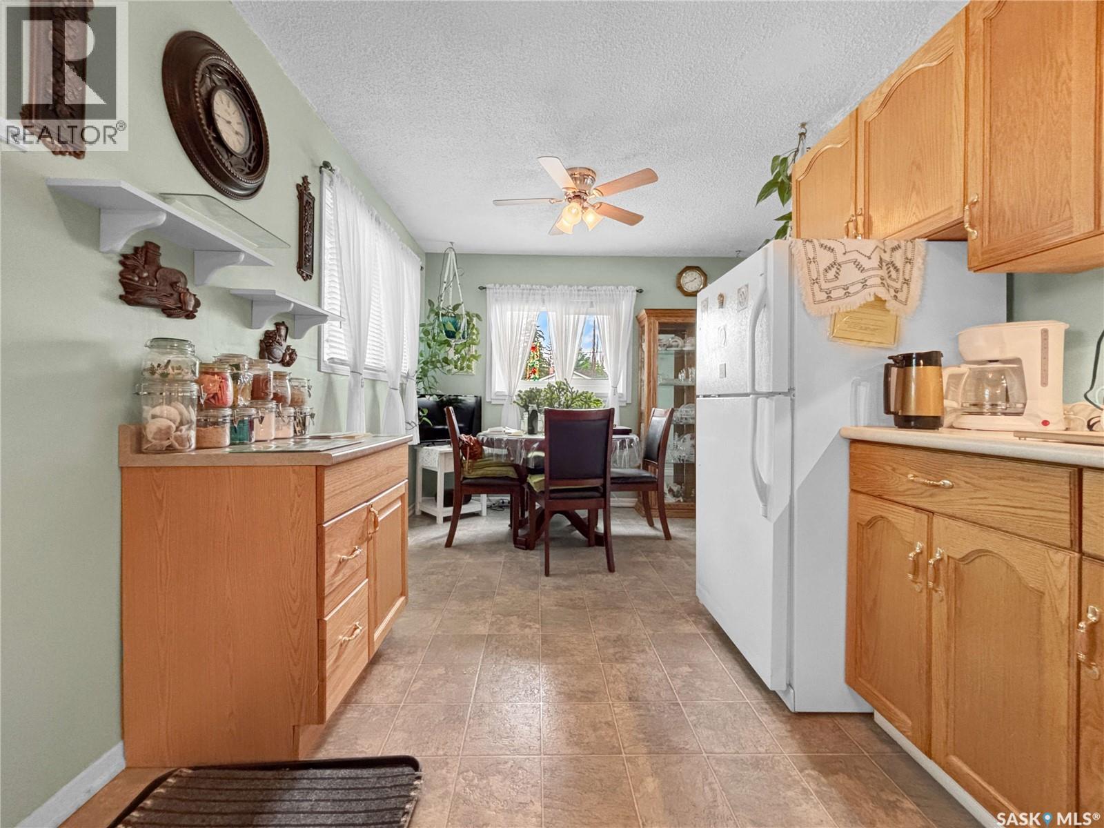 714 S Avenue N, Saskatoon, SK