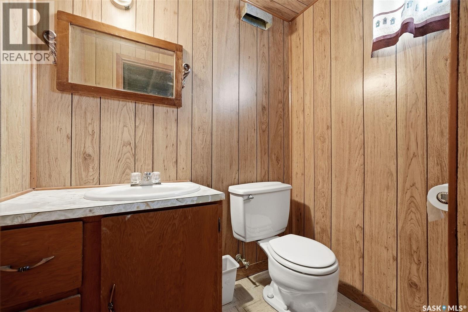 204 1St Avenue, Vibank, SK