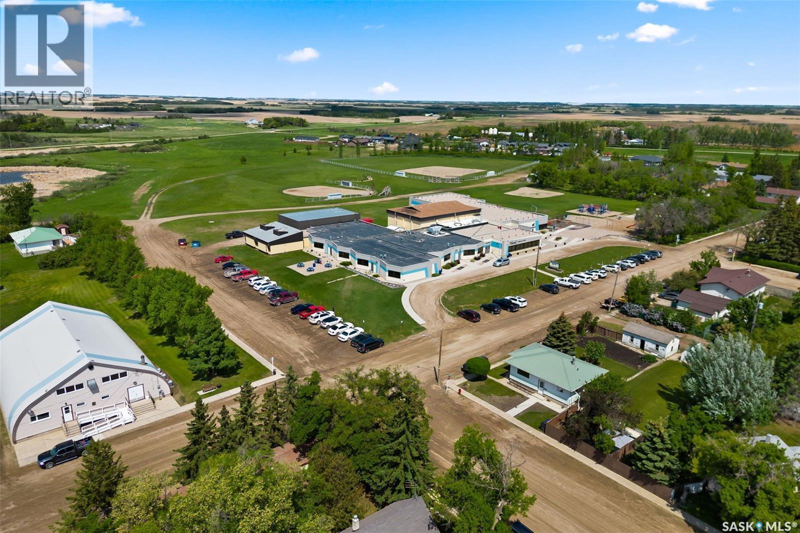 204 1St Avenue, Vibank, SK
