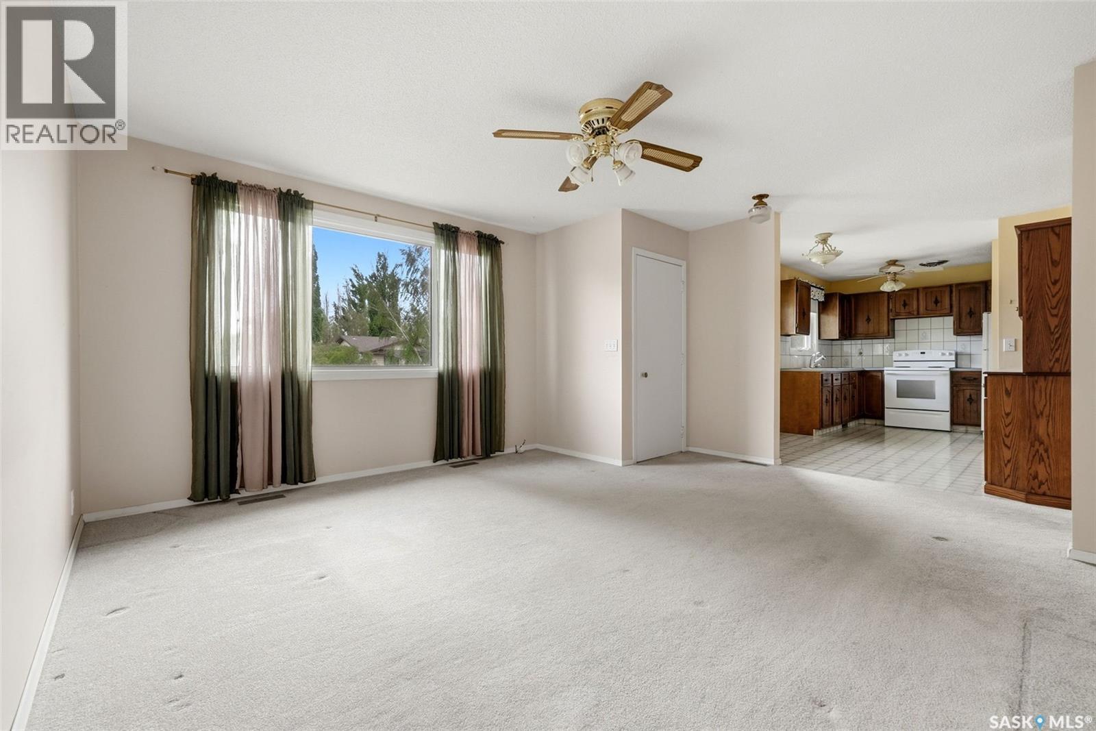 204 1St Avenue, Vibank, SK
