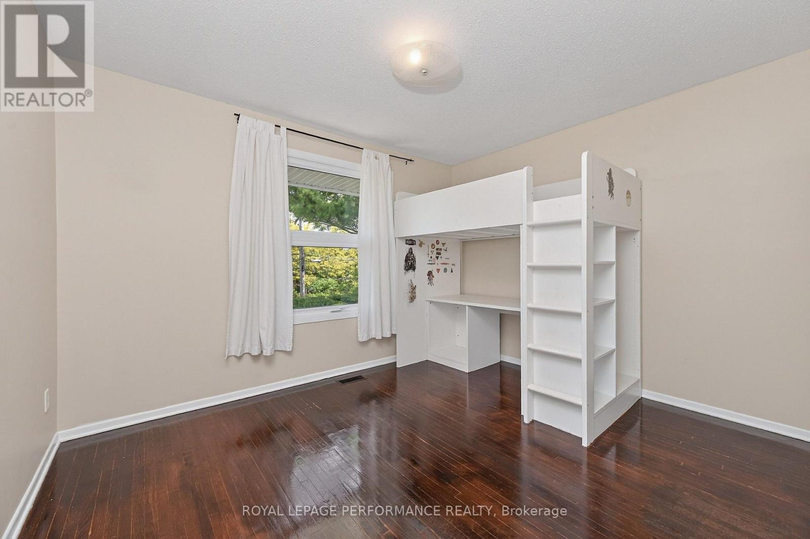 Second bedroom - 1799 Dorset Drive, Ottawa, ON