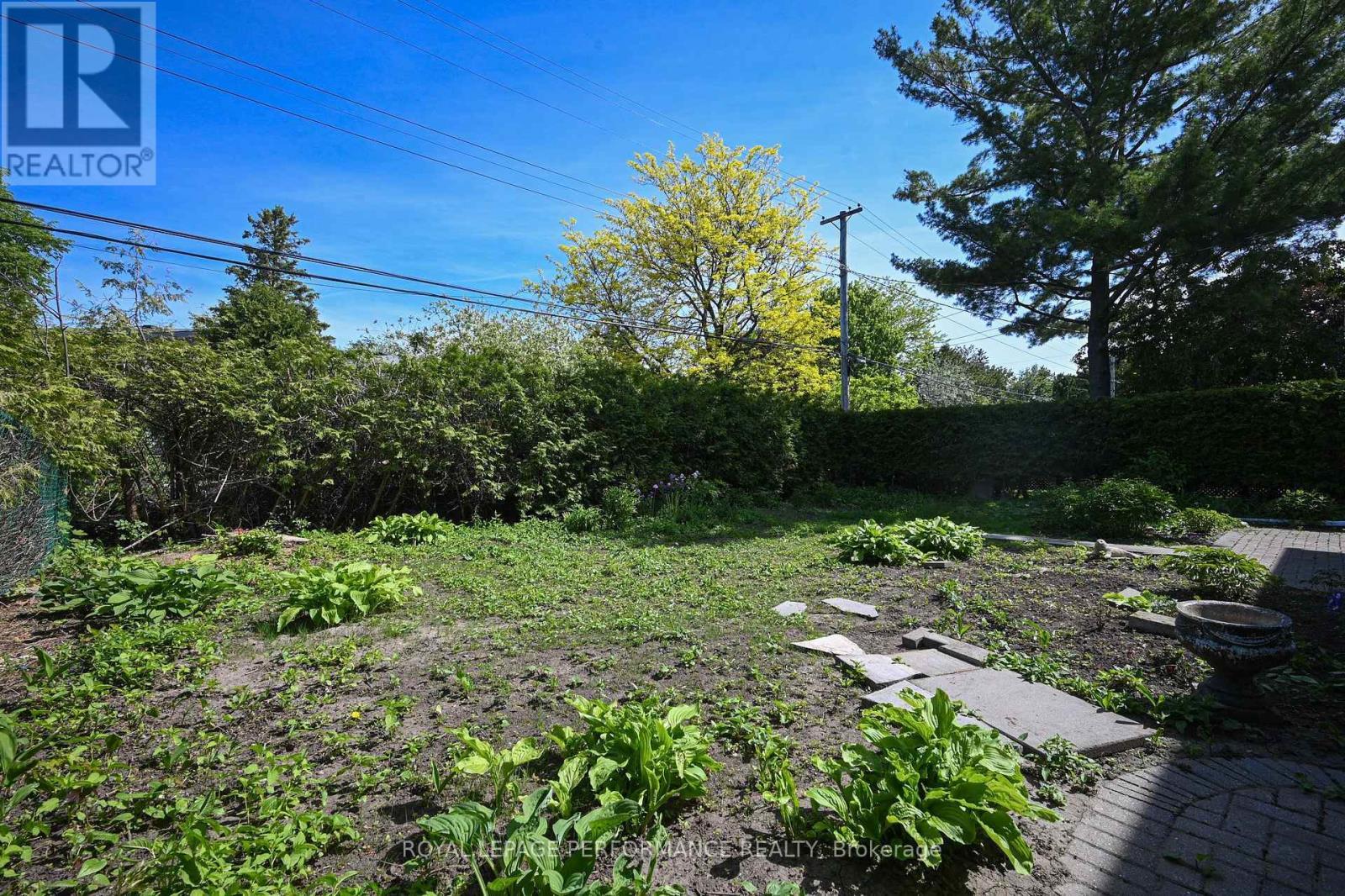 Backyard - 1799 Dorset Drive, Ottawa, ON