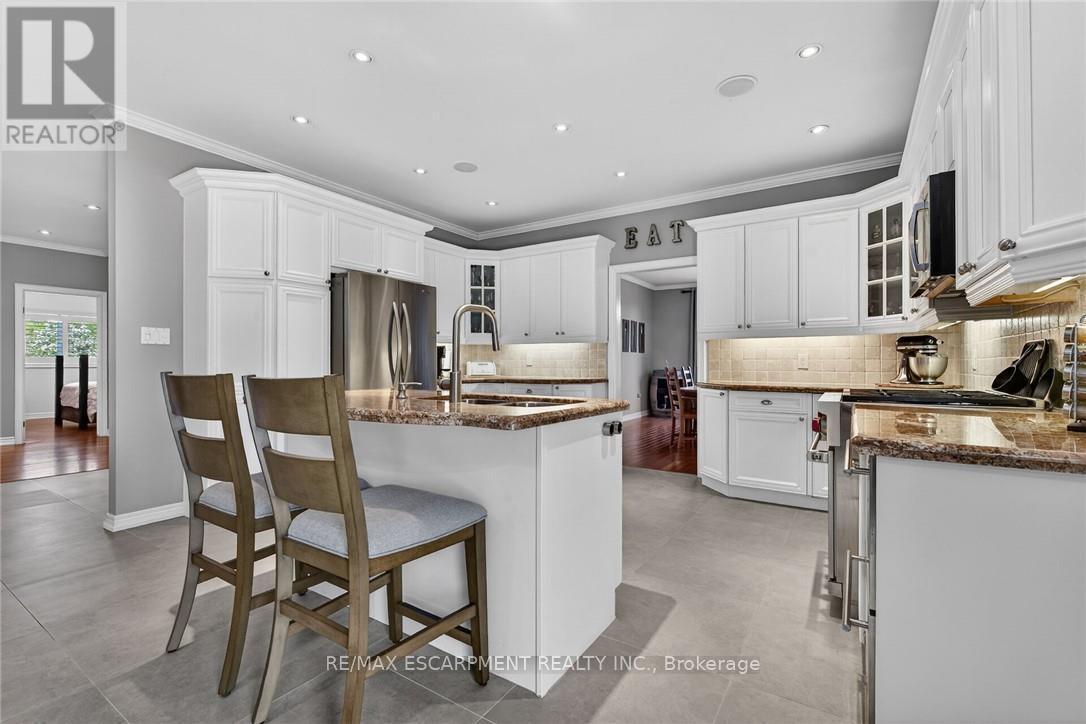 5 Royal Troon Drive, Brant, ON