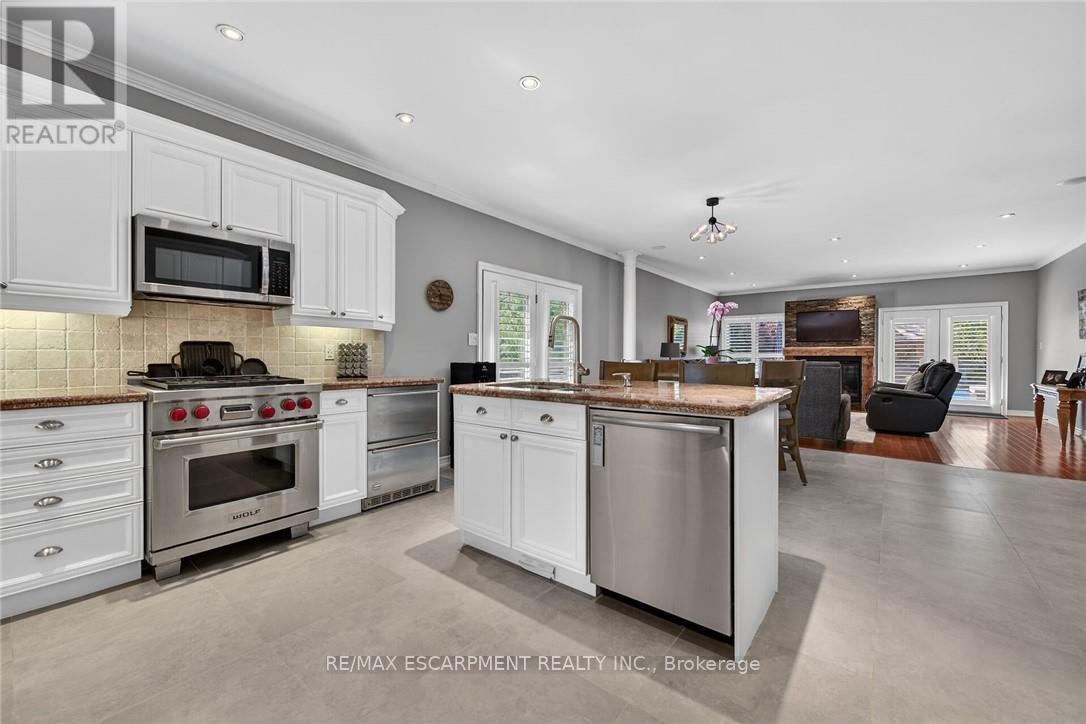 5 Royal Troon Drive, Brant, ON