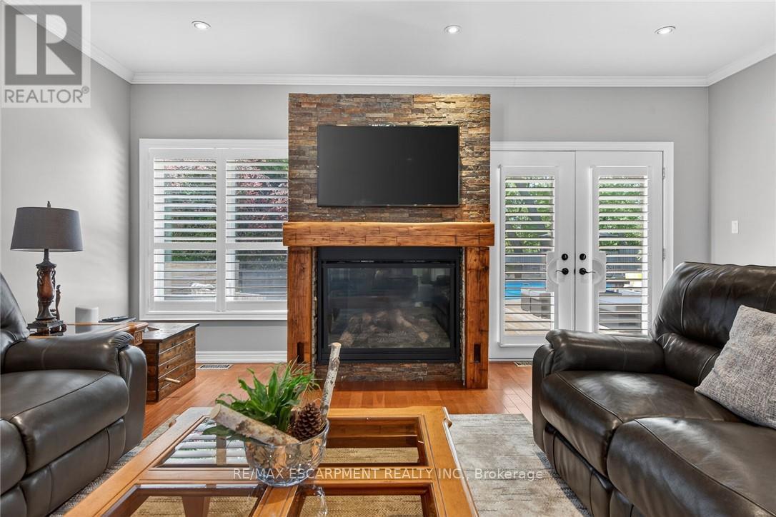 5 Royal Troon Drive, Brant, ON