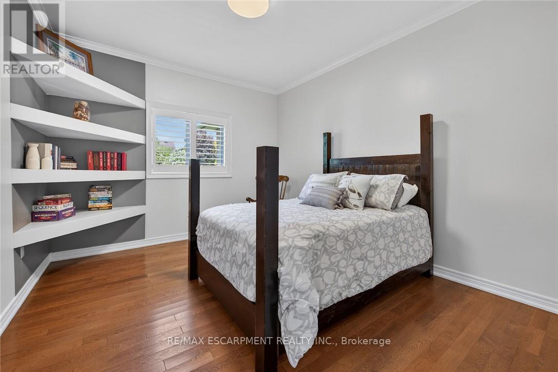 5 Royal Troon Drive, Brant, ON