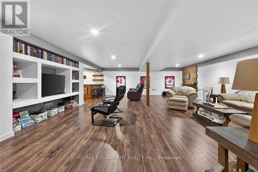 5 Royal Troon Drive, Brant, ON